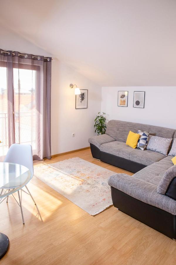 Apartman Ivo Kaštela Exteriör bild