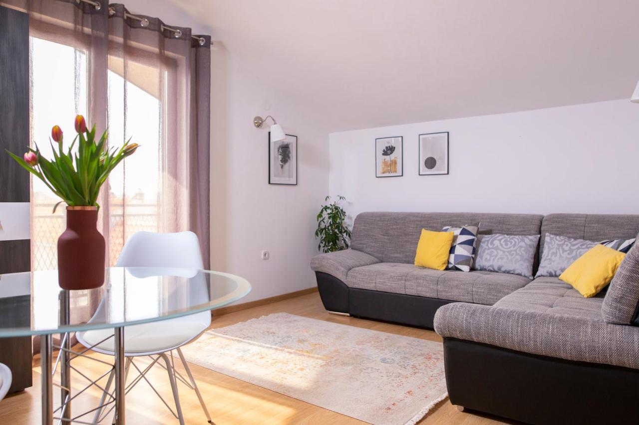 Apartman Ivo Kaštela Exteriör bild